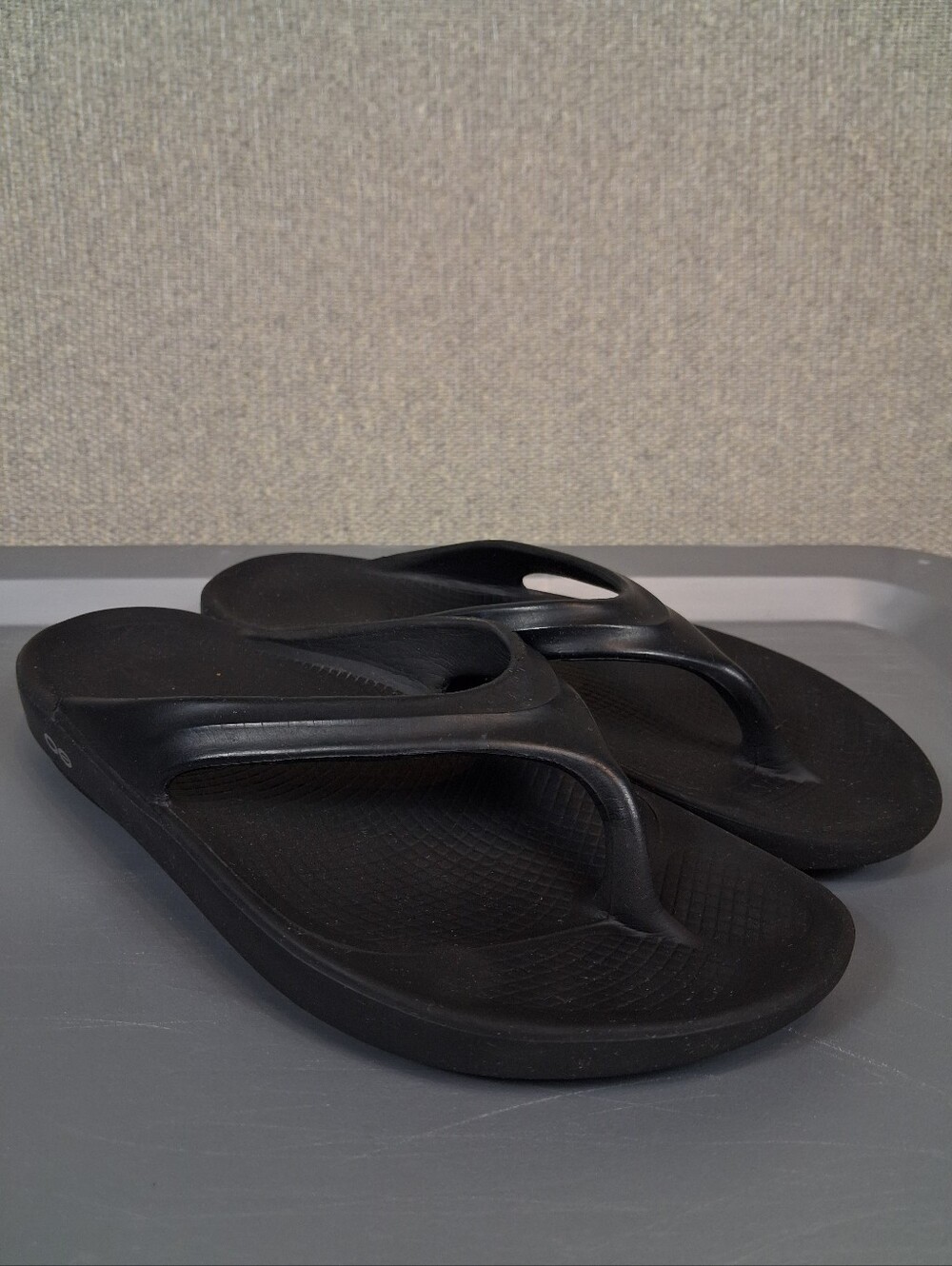 OOFOS OOriginal Sandals Womens 10 Black Recovery Impact Absorbing Orthopedic